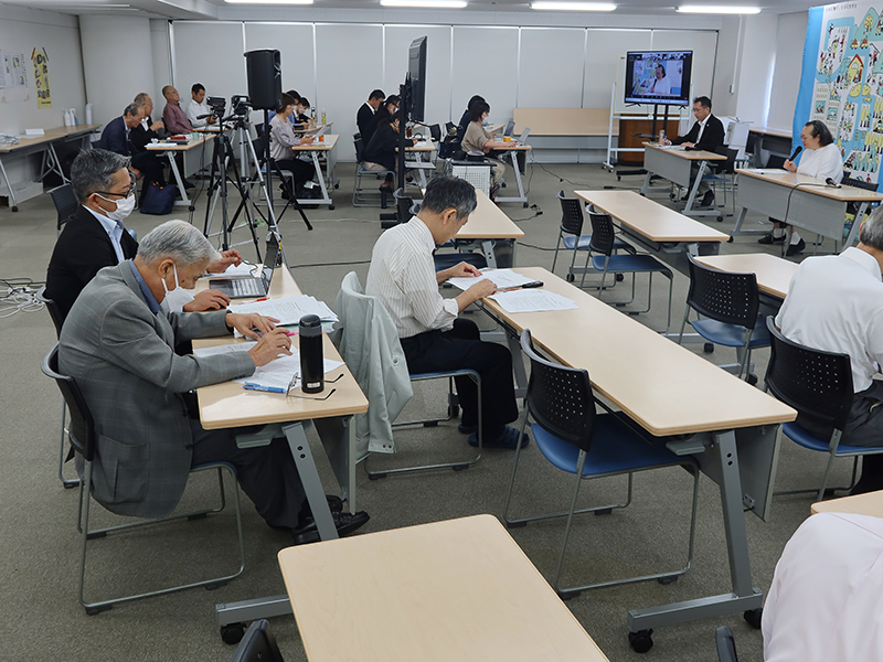 センター事業団　第2回全国所長会議　総点検運動、人材不足解消、経営改革を柱に　危機的事態を直視し、新しいセンター事業団へ
